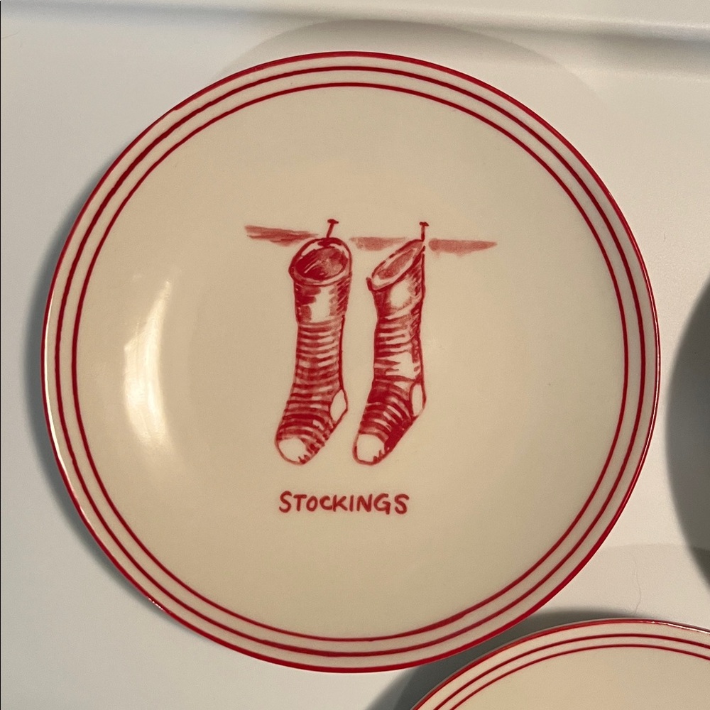 Set of 5 Molly Hatch holiday appetizer plates from Anthropologie - Picture 2 of 7